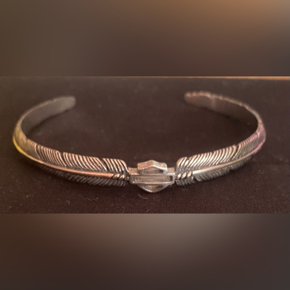 Harley-Davidson Jewelry - Harley Davidson Vintage Feather Open Cuff Bangle